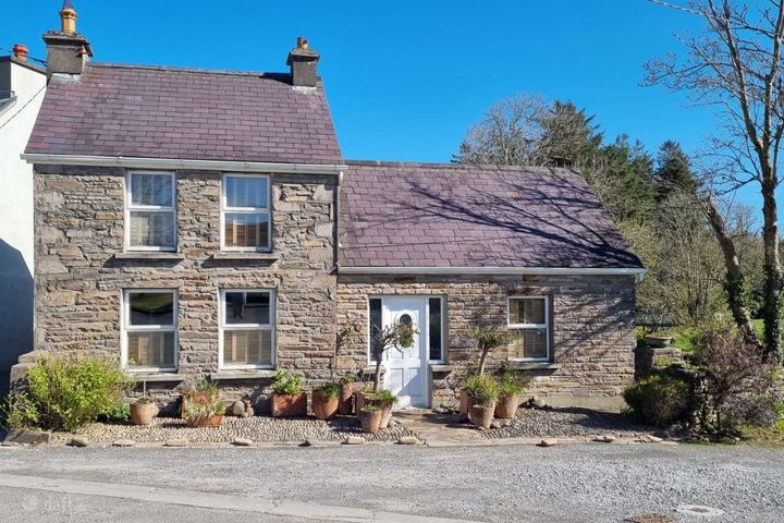 Station Road, Annascaul, Dingle, Co. Kerry, V92E8P9