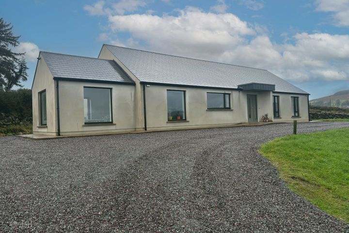 Moanfluigh, Macroom, Co. Cork, P12FW11