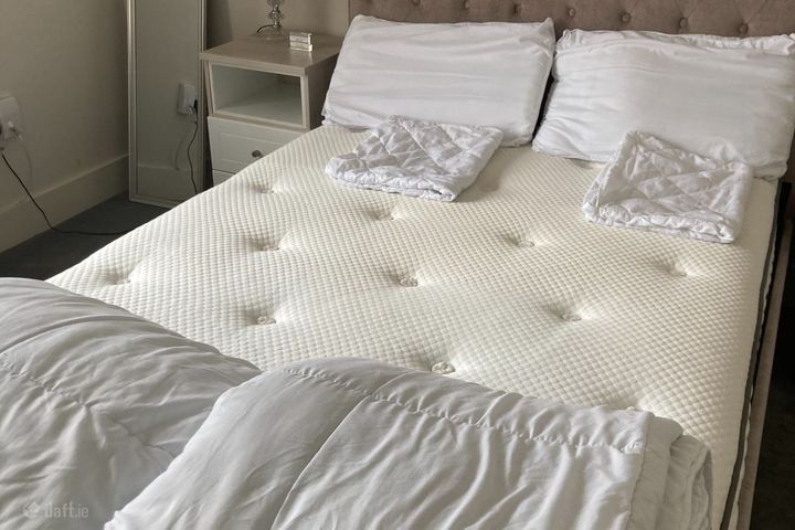 Cuil Duin- All bills included in price no extra!, Citywest, Co. Dublin