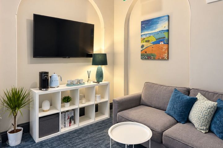 39 Mountjoy Square South, Dublin 1
