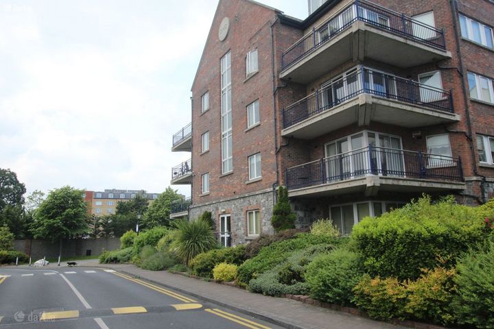 110 Gracepark Manor, Drumcondra, Dublin 3