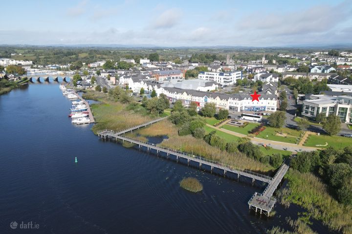 11 Riverview, Landmark Court, Carrick-On-Shannon, Co. Leitrim, N41XE17