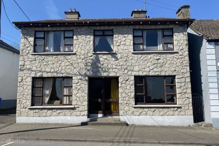 Main Street, Delvin, Delvin, Co. Westmeath, N91DF20