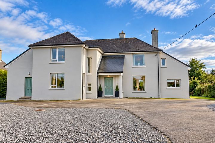 Donard, Knockroe, Castlerea, Co. Roscommon, F45RW72