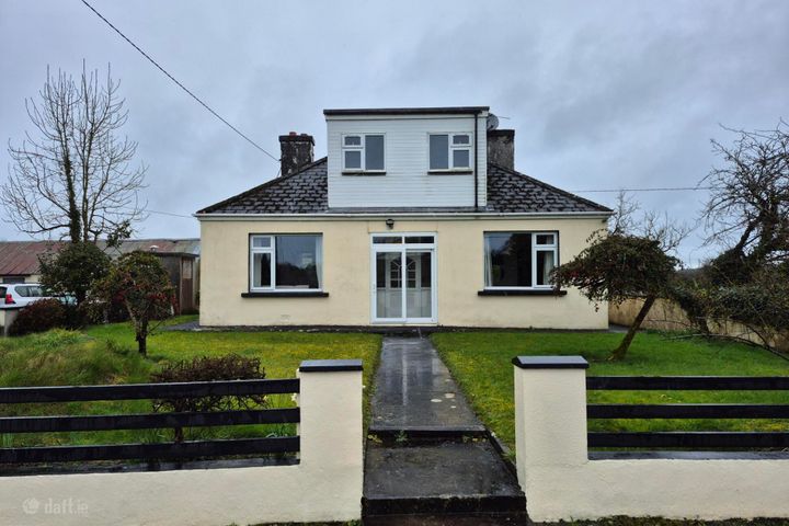 Bovinion, Mountbellew, Co. Galway, H53XY32
