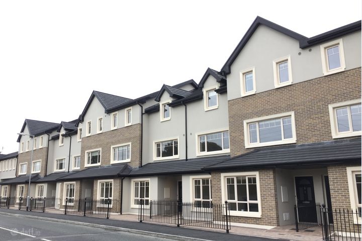 Fairlands, Summerhill Road, Dunboyne, Co. Meath
