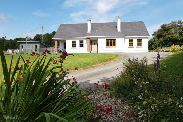 Eighter, Virginia, Eighter, Co. Cavan, A82N243