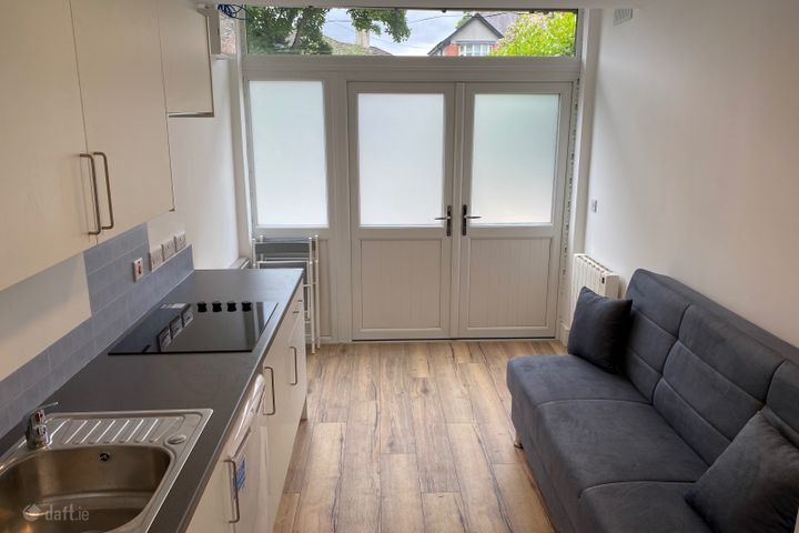 Terenure Road West, Kimmage, Dublin 6W