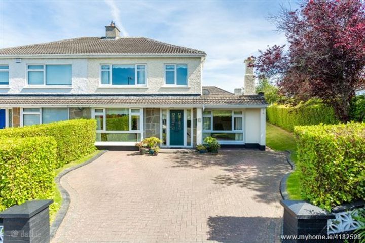 21 Vale View Lawn, Cabinteely, Dublin 18