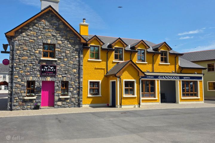 Gannon`s Bar, Creggs, Co. Galway
