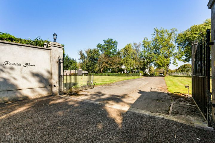 Riverside House, Baldonnell, Co. Dublin