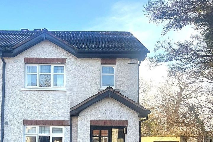 17 Cois Abhainn, Jervis Street, Ardee, Co. Louth, A92H3V8