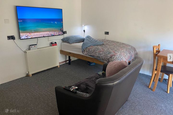 Studio with Office Available 1st Oct - Bills Included , Coosan, Athlone, Co. Westmeath, Athlone, Co. Westmeath