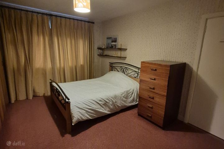 R828, Glenageary, Co. Dublin