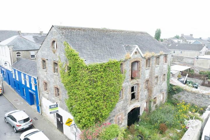 Wolfe Tone Street, Kilmallock, Co. Limerick