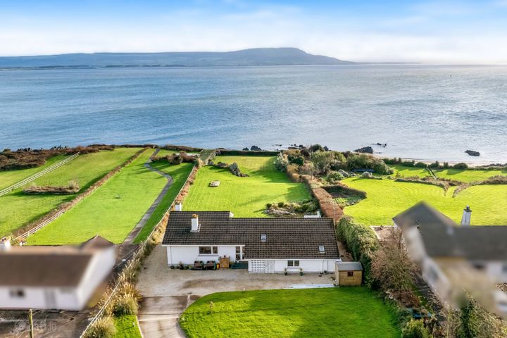 Solas, On Approx. 0.88 Hec (2.17 Acres), Lower Ballybrack,, Moville,, County Donegal, F93E28E