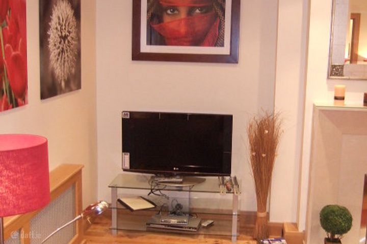 62 Lansdowne Village, Ballsbridge, Dublin 4