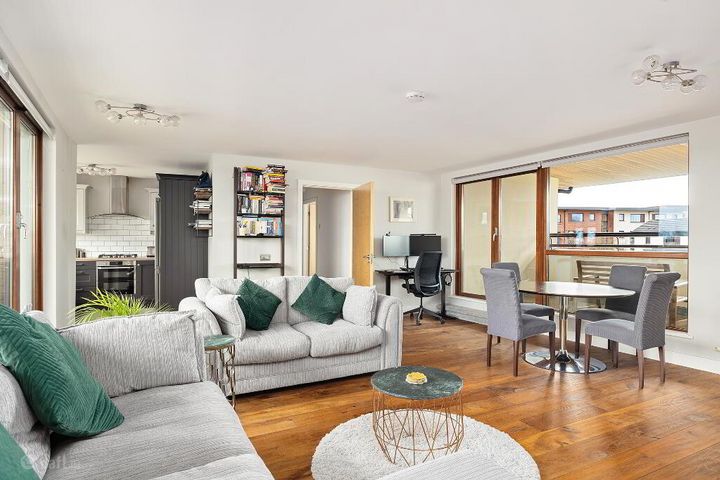 26 Castlegate Square, Adamstown Castle, Lucan, Co. Dublin, K78T7N4