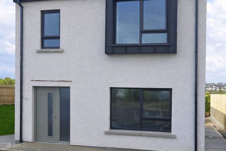 10 Amalfi Court, Lisnennan, Letterkenny, Co. Donegal
