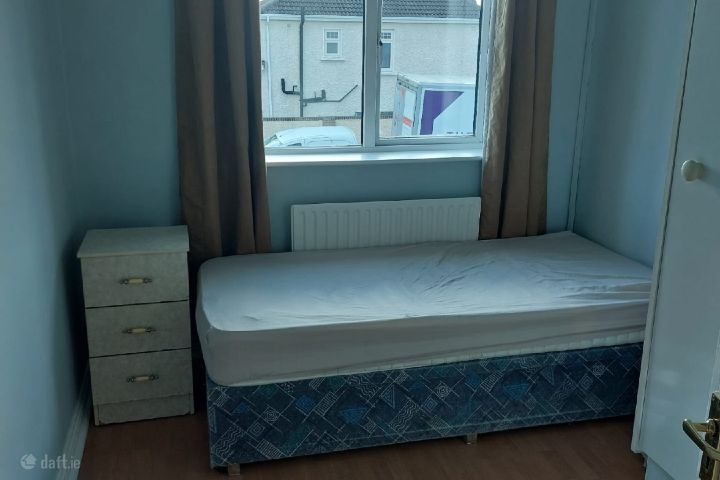 33 Tullyhall drive Lucan, Lucan, Co. Dublin