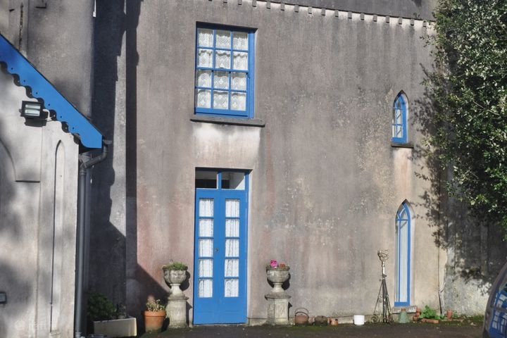 4a North Esk. Dunkettle, Glanmire, Co. Cork