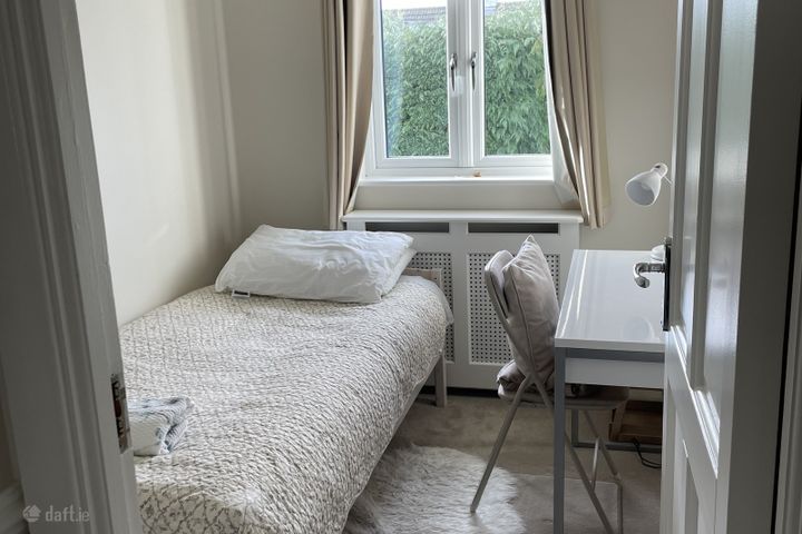 Deansgrange Road, Blackrock, Co. Dublin