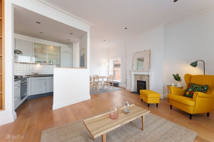 Apartment 3, The Aston Building, Temple Bar, Dublin 2, D02E027