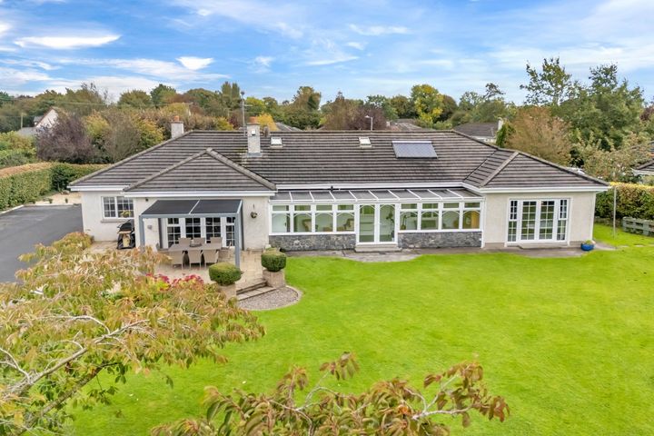 Teaghlach, 1 Fanagh Green, Tirmoghan, Donadea, Co Kildare, Donadea, Co. Kildare, W91C6W8
