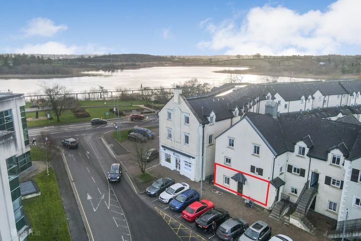 Apt 1 Courthouse View, Landmark Court, Carrick-On-Shannon, Co. Leitrim, N41YK26