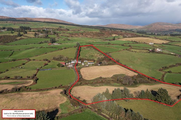 Closh House, Meenies Middle, Drimoleague, Co. Cork, P47XD66