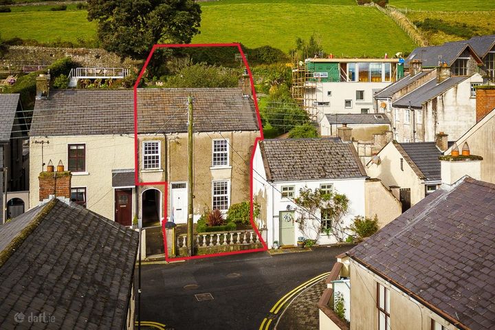 Eleventeen, Castle Hill, Carlingford, Carlingford, Co. Louth, A91FV00