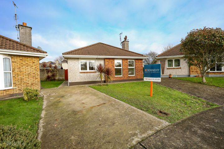 24 The Beeches, Bridgemount, Carrigaline, Co. Cork, P43KR59