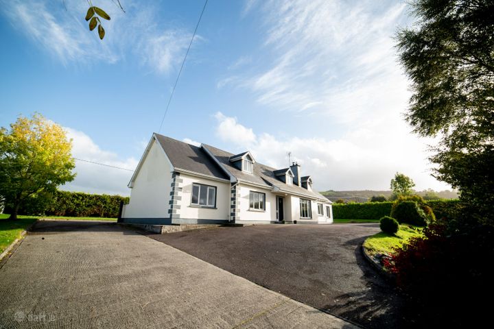 Lower Scarragh, Glantane, Mallow, Co. Cork, P51HE29