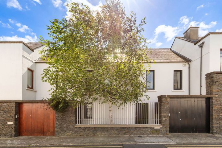 3 Lanesville Terrace, Dun Laoghaire, Monkstown, Co. Dublin, A96XT92