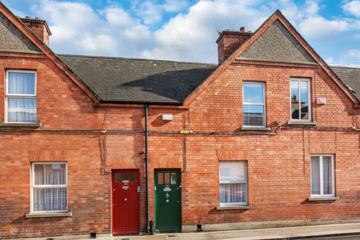 39 Home Villas, Donnybrook, Dublin 4, D04H9P9