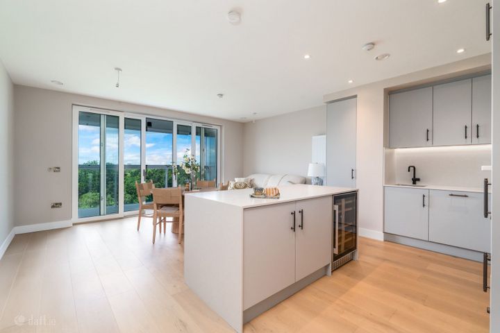 8th Floor Apartment, The Gardens, Merrion, Dublin 4