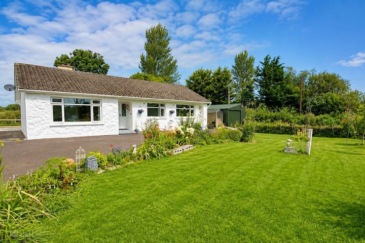 Monarue, Knocktopher, Newmarket, Co. Kilkenny, R95KR04