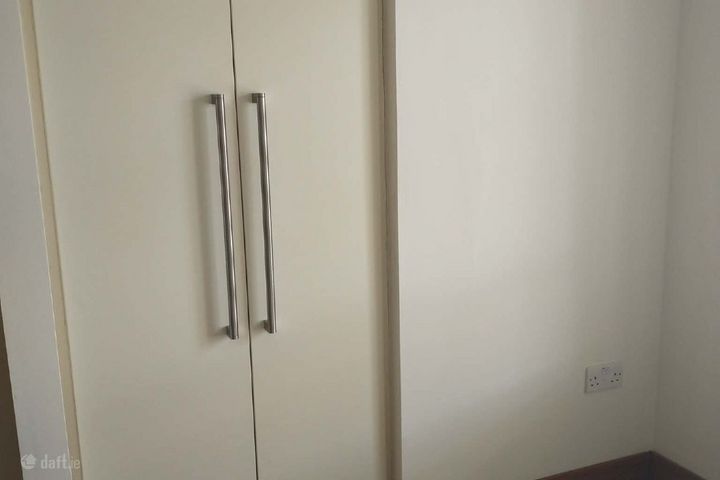 Apartment 5,Garland Court,Church Street,Howth, Howth, Dublin 13