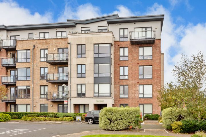 Ely Hall, Hazelbrook Square, Churchtown, Dublin 14