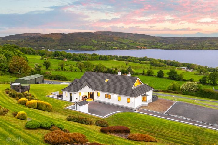 Winterwood, Derrycastle, Ballina, Co. Tipperary, V94AY8R