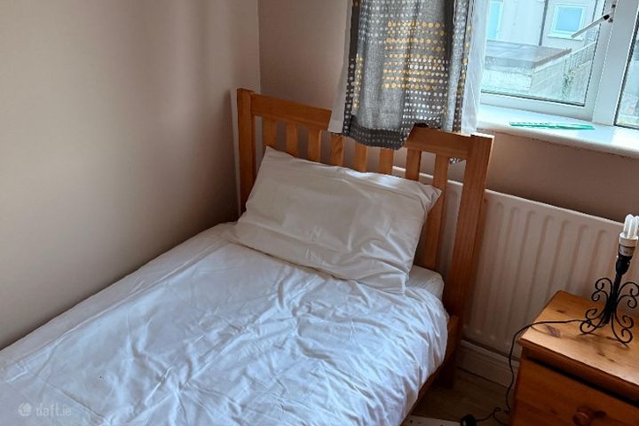 28 Whitethorn Rise, Dublin 5, Beaumont, Dublin 9