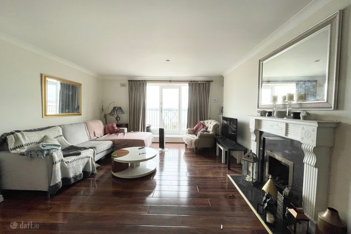 305 BLOCK 17A, Marina Village, Malahide, Co. Dublin