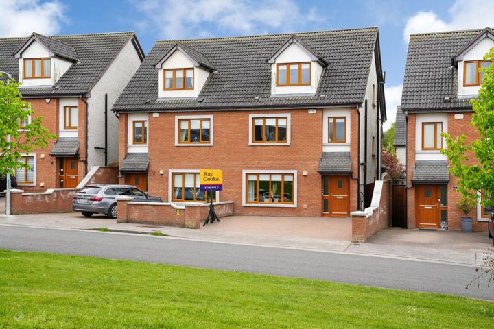 5 Broadfield Green, Broadfield Manor, Rathcoole, Co. Dublin