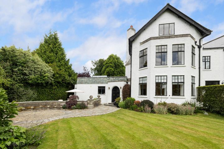 Kilteragh House, 6 Kilteragh Pines, Westminster Road, Foxrock, Dublin 18, D18K8Y2