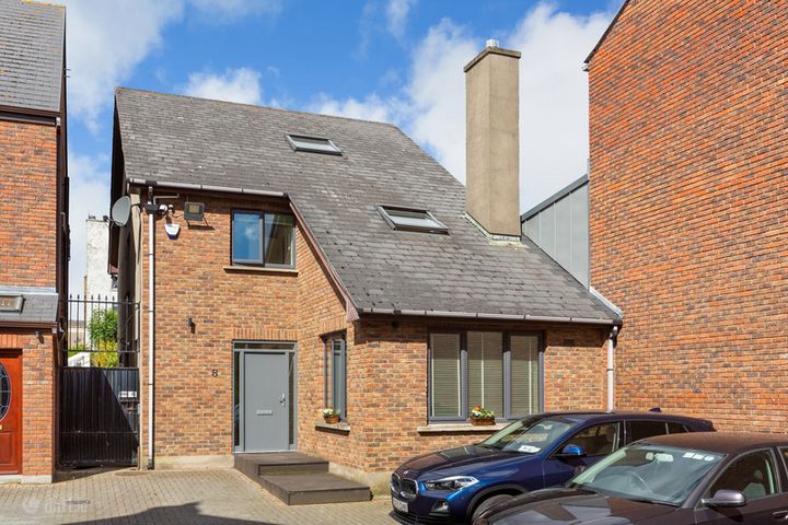 8 Church Lane
Rathmines 
Dublin 6