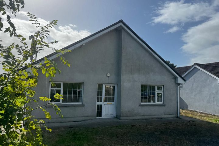 15 Knockthomas Drive, Castlebar, Castlebar, Co. Mayo, F23WT35