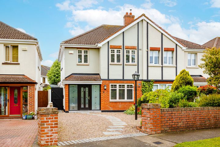 Chez Nous, 4 Ballyowen View, Lucan, Co Dublin, K78C6P1