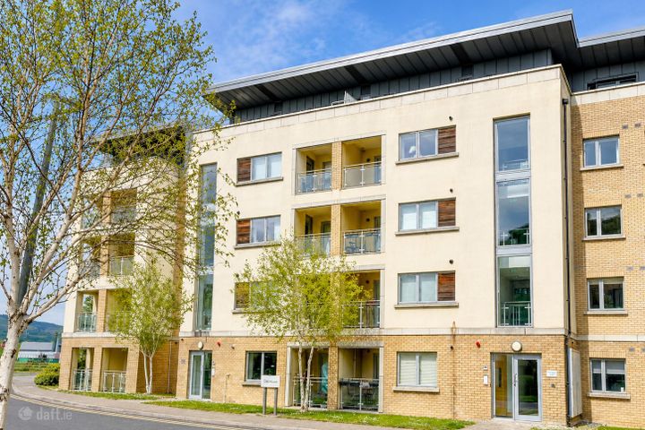 Apartment 38, Oak House, Carrickmines, Dublin 18, D18E803