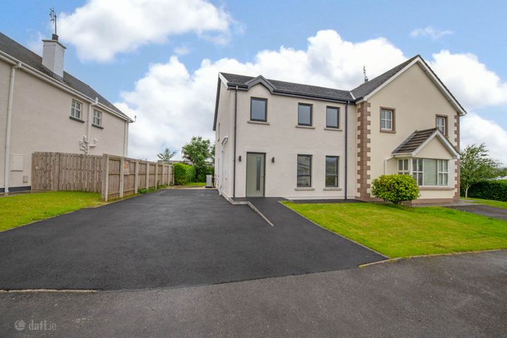 8 Drumcarbit Mews, Malin, Co. Donegal, F93H6W4