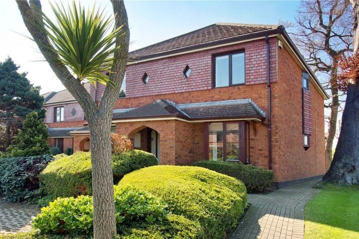 Cedar Square, Blackrock, Co. Dublin, Stillorgan, Co. Dublin